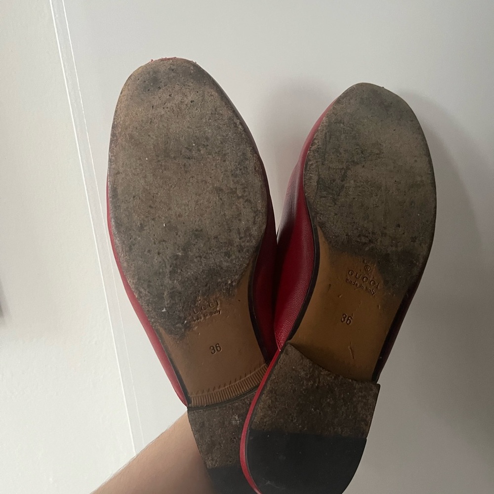 Gucci Women's Red Leather Loafers - Picture 2 of 2